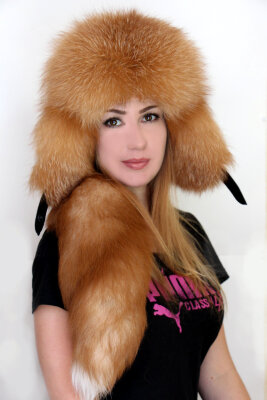 Шапка-малахай Гертруда Предлагает купить эффектный малахай женский рыжий лисий с хвостом. Русский малахай меховой.